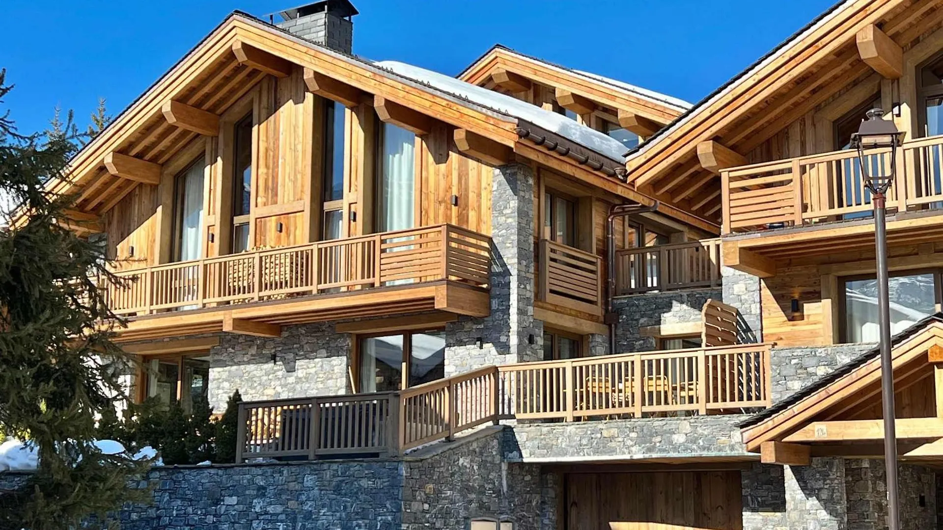 Chalet Moderne Lumineux Proche Pistes - 12 Pers, 5 Ch, Parking, Wifi, Menage Inclus - Fr-1-566-43 Les Allues 0*,  France